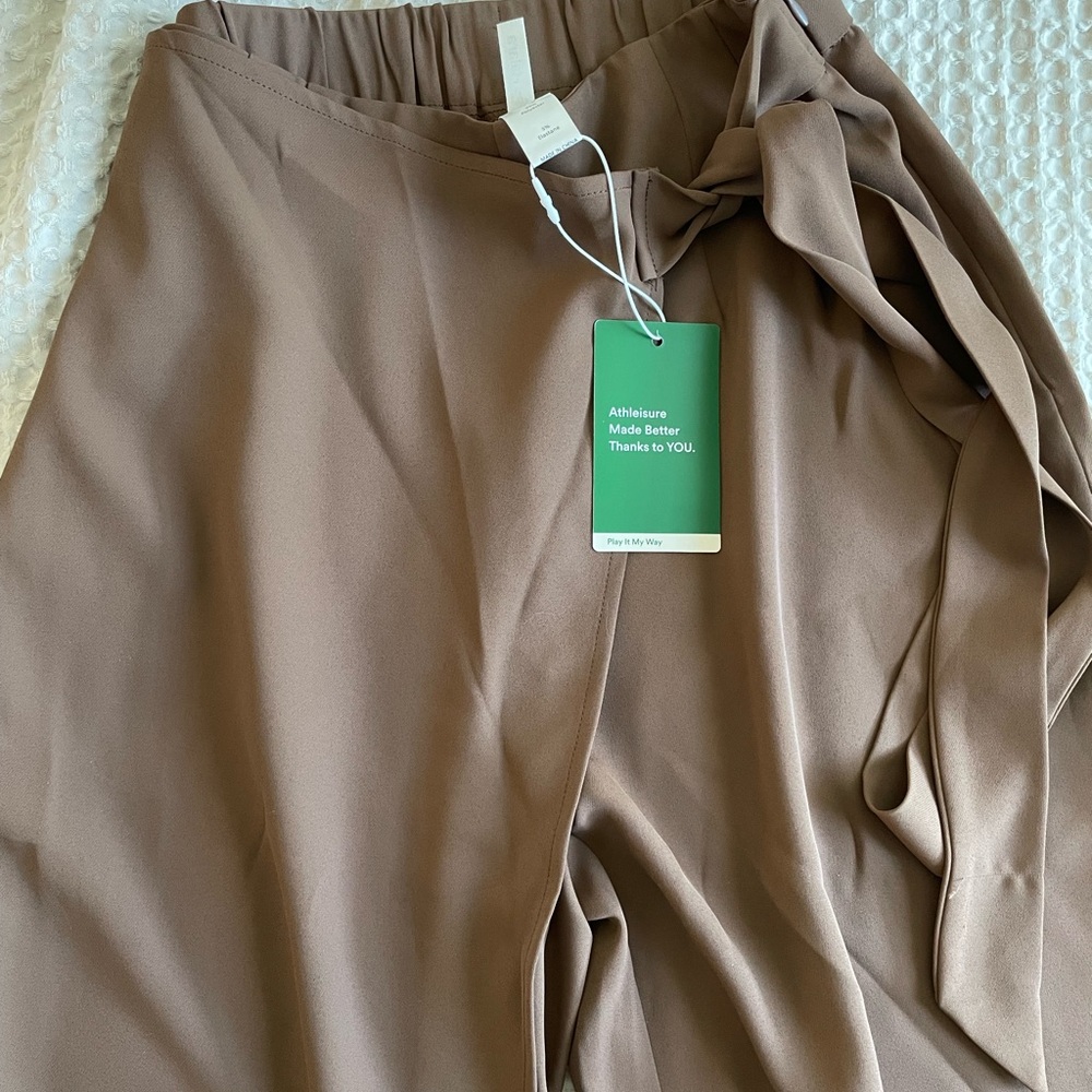 HALARA Teak Wide Leg Pants - Picture 4 of 5